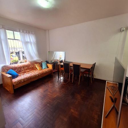 Quarto Tranquilo E Familiar No Leblon - Quiet Family Room In Leblon ريو دي جانيرو المظهر الخارجي الصورة